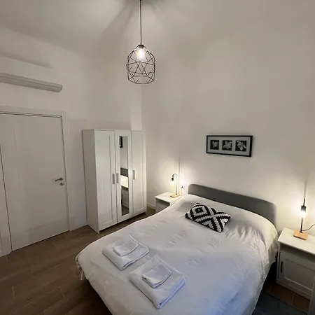 Spacious 3 Bedroom Apartment Milan Exterior photo