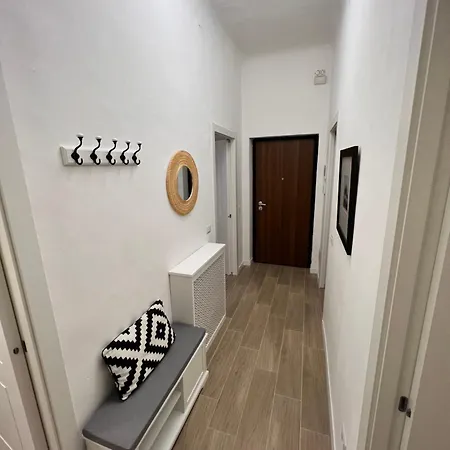 Spacious 3 Bedroom Apartment Milan Exterior photo