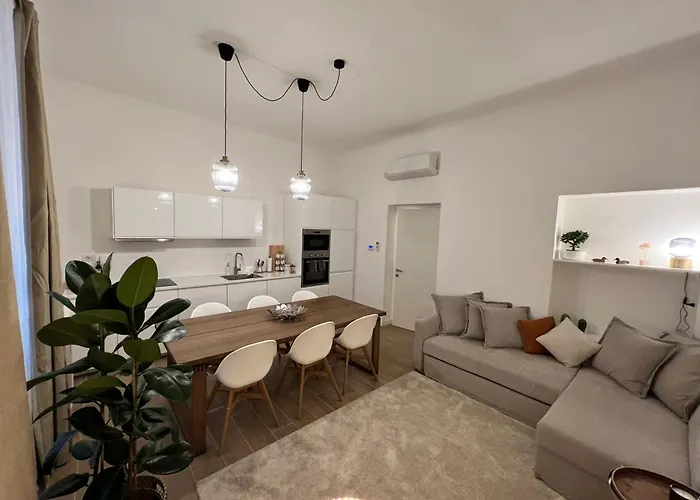 Spacious 3 Bedroom Apartment